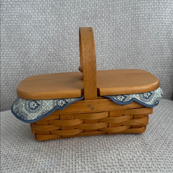 Longaberger Horizon of Hope Basket with Blue Lining - Picture 1 of 15